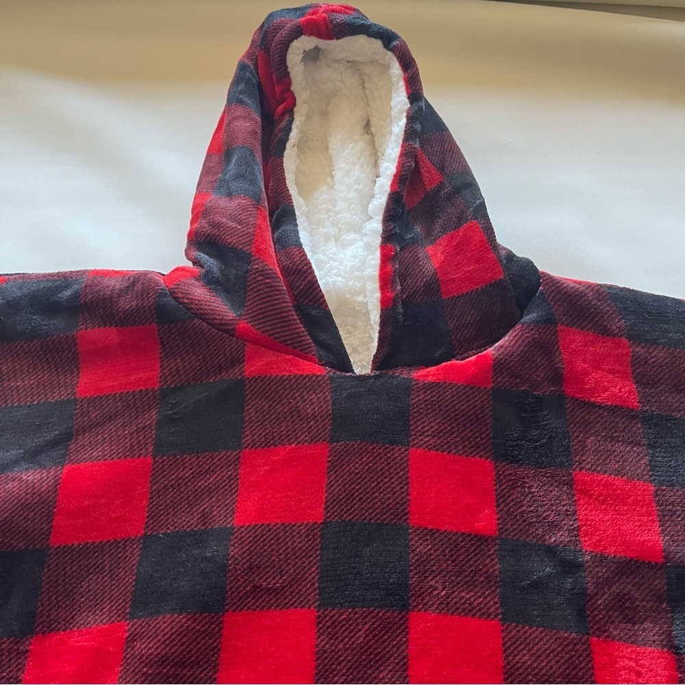 OCTROT PLAID SUPER WARM BLANKET HOODIE - Picture 5 of 8